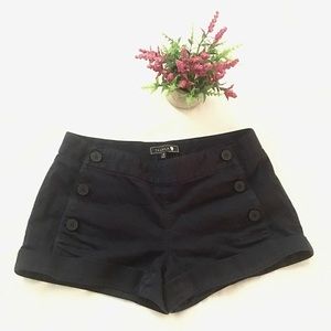 Aritizia shorts